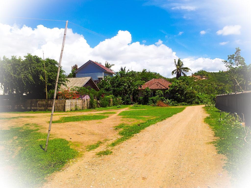 Lazy Inn Kuta  Exterior photo